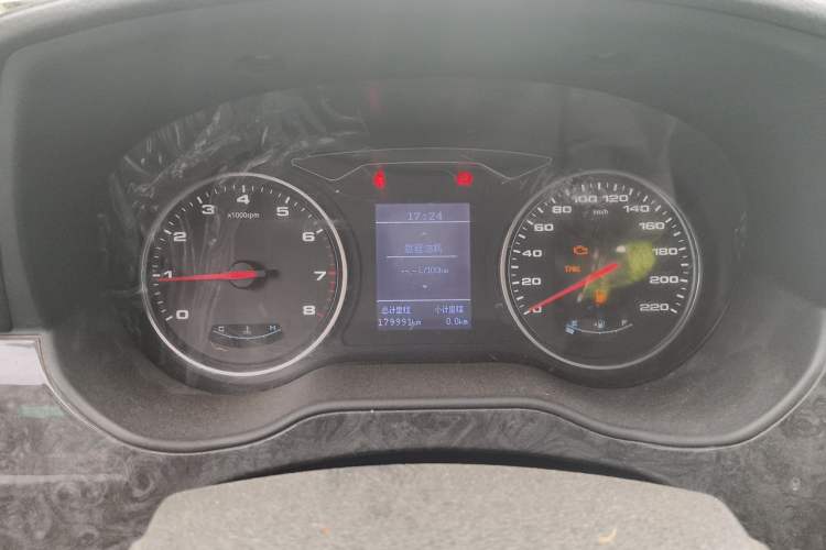 Used JAC Refine M4 2016 2.0L Manual Luxury Smart Version Instrument Cluster