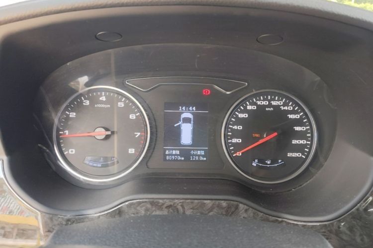 Used JAC Refine M4 2016 2.0L Manual Luxury Version Instrument Cluster