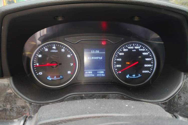 Used JAC Refine M4 2016 2.0L Manual Luxury Version Instrument Cluster