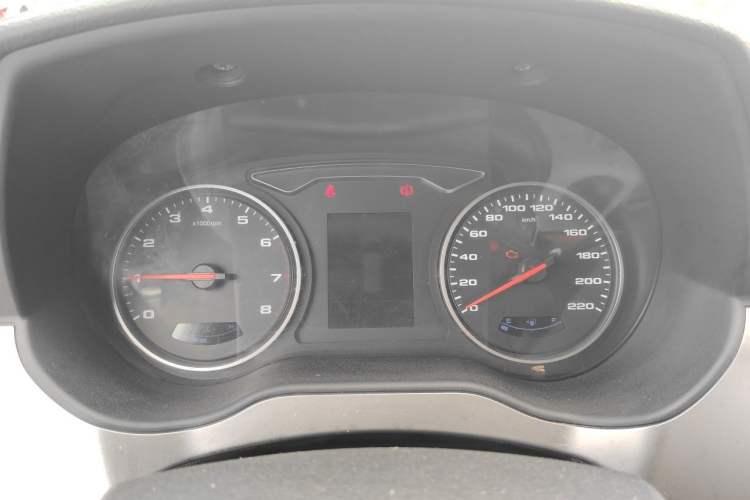 Used JAC Refine M4 2016 2.0L Manual Comfort Edition Instrument Cluster