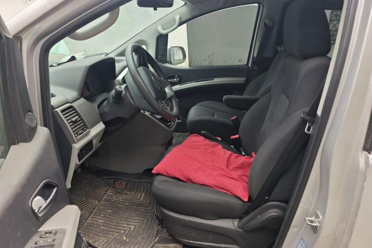 Used JAC Refine M4 2016 2.0L Manual Comfort Edition Left Front Seat