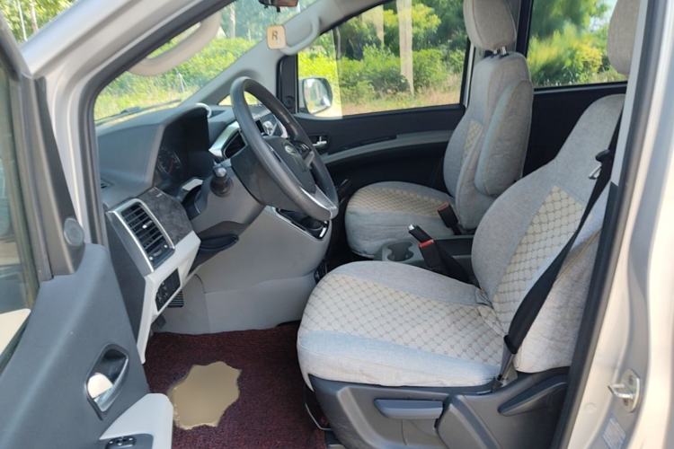 Used JAC Refine M4 2016 2.0L Manual Luxury Version Left Front Seat