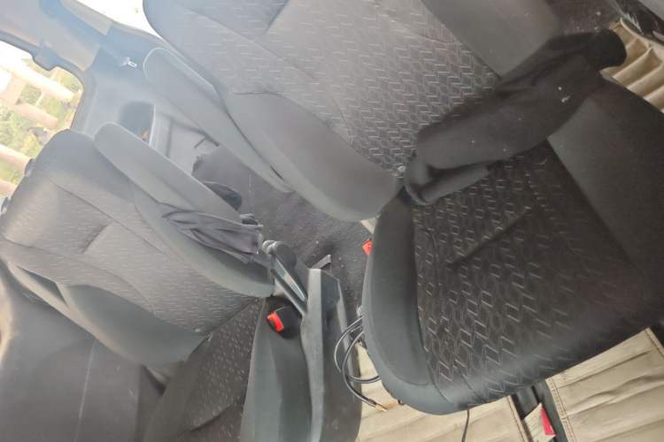 Used JAC Refine M4 2016 2.0L Manual Luxury Version Left Rear Seat
