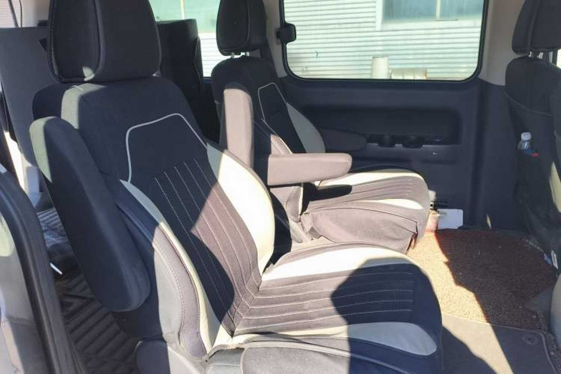 Used JAC Refine M4 2016 2.0L Manual Luxury Version Left Rear Seat