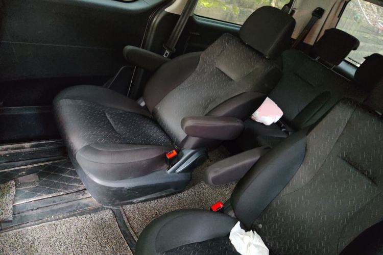 Used JAC Refine M4 2016 2.0L Manual Luxury Version Left Rear Seat