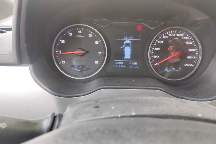 Used JAC Refine M4 2016 2.0L Manual Comfort Edition Odometer Close Up