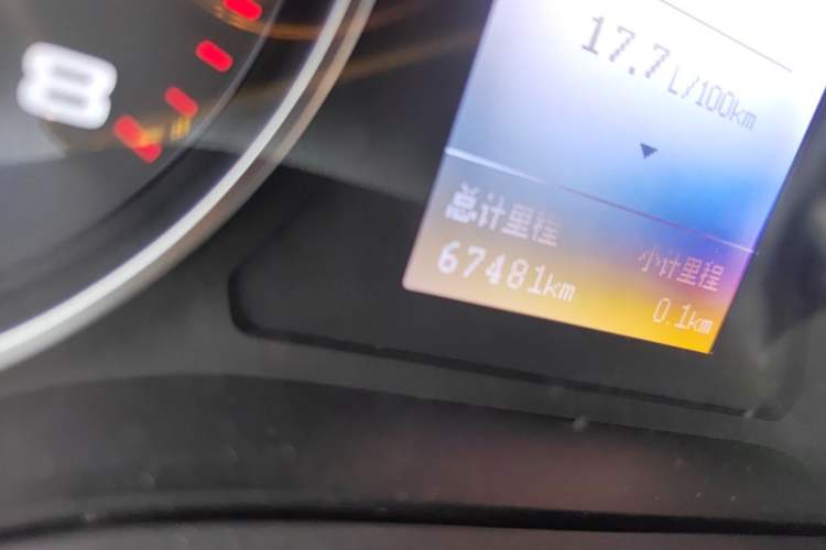 Used JAC Refine M4 2016 2.0L Manual Comfort Edition Odometer Close Up