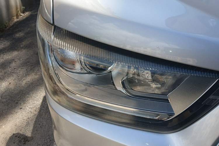 Used JAC Refine M4 2016 2.0L Manual Comfort Edition Right Front Headlight