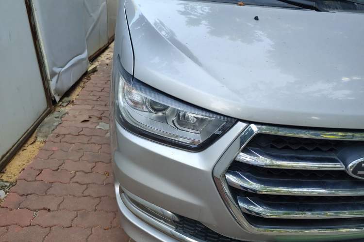 Used JAC Refine M4 2016 2.0L Manual Luxury Version Right Front Headlight