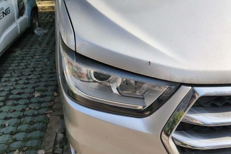 Used JAC Refine M4 2016 2.0L Manual Comfort Edition Right Front Headlight