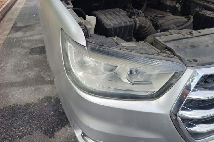 Used JAC Refine M4 2016 2.0L Manual Luxury Version Right Front Headlight