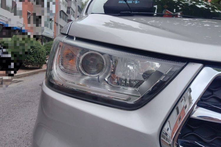Used JAC Refine M4 2016 2.0L Manual Luxury Version Right Front Headlight