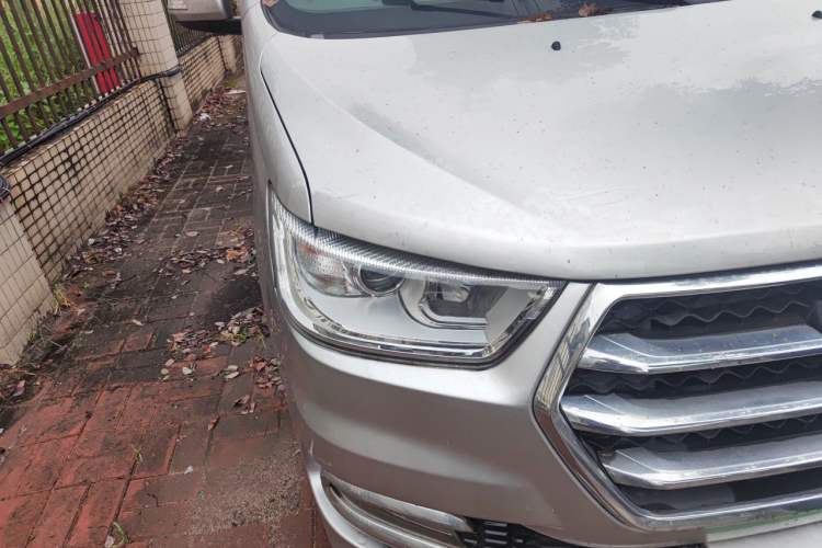 Used JAC Refine M4 2016 2.0L Manual Comfort Edition Right Front Headlight