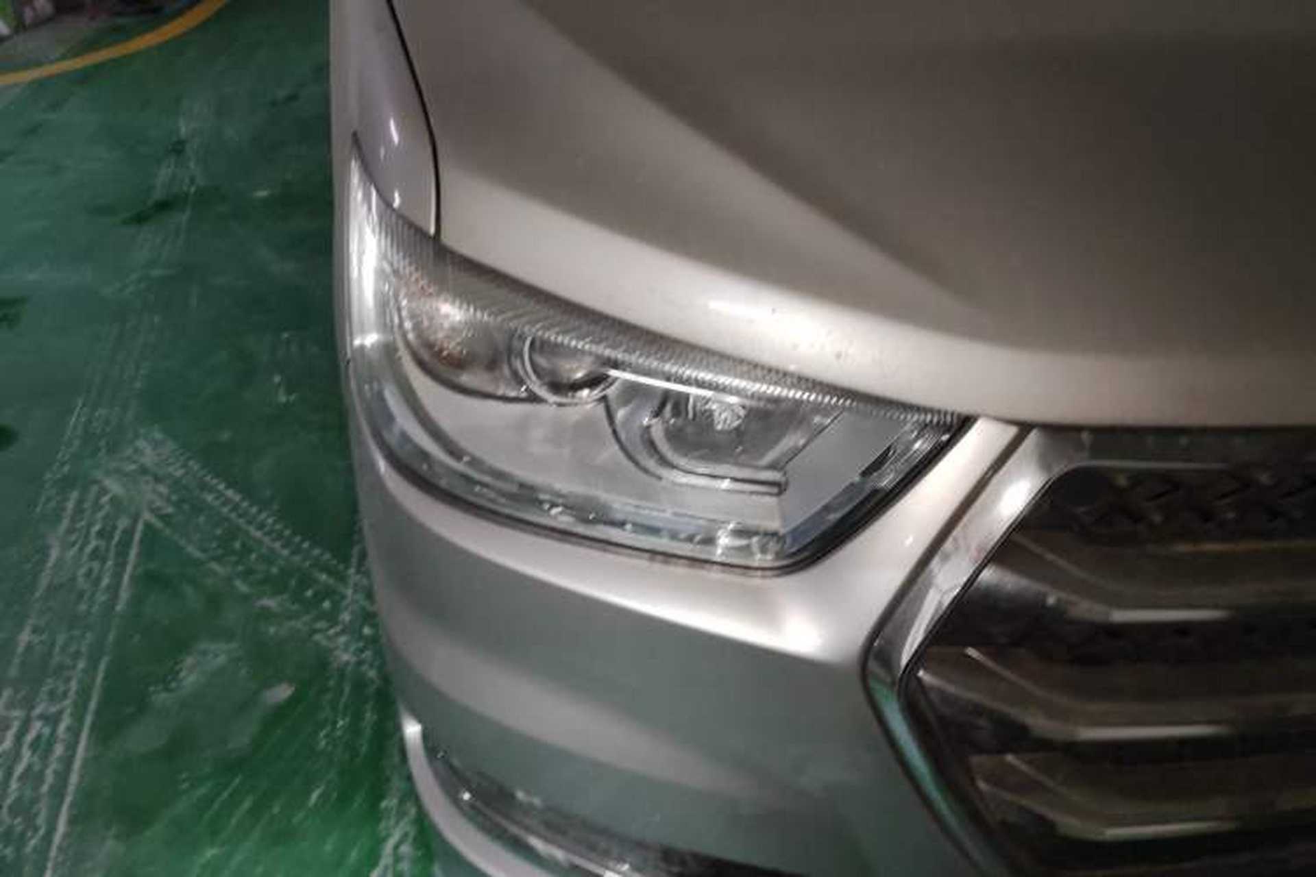 Used JAC Refine M4 2016 2.0L Manual Comfort Edition Right Front Headlight