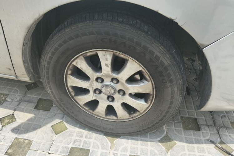 Used JAC Refine M4 2016 2.0L Manual Comfort Edition Right Front Wheel Hub