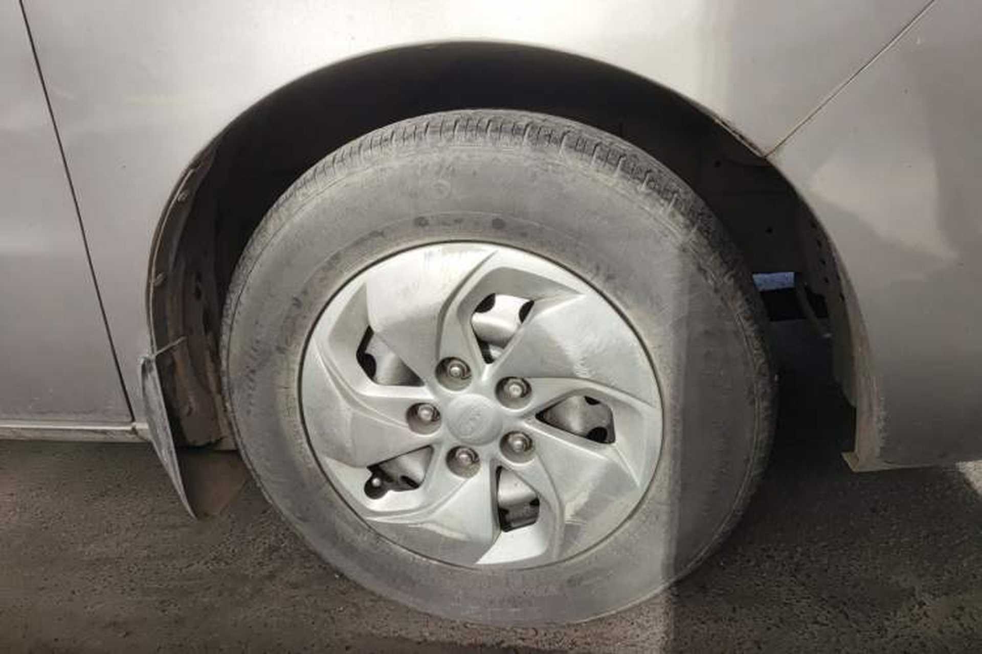 Used JAC Refine M4 2016 2.0L Manual Luxury Version Right Front Wheel Hub