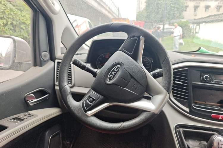 Used JAC Refine M4 2016 2.0L Manual Comfort Edition Steering Wheel