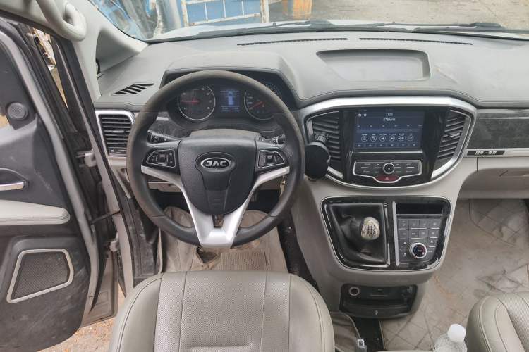 Used JAC Refine M4 2016 2.0L Manual Luxury Smart Version Steering Wheel