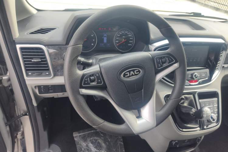 Used JAC Refine M4 2016 2.0L Manual Luxury Version Steering Wheel
