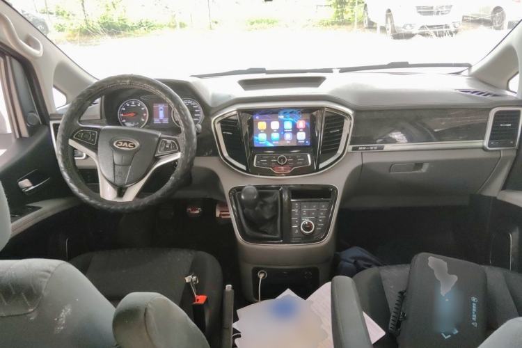 Used JAC Refine M4 2016 2.0L Manual Luxury Version Center Console