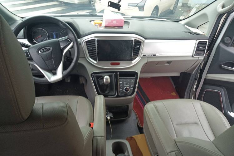 Used JAC Refine M4 2016 2.0L Manual Luxury Version Center Console