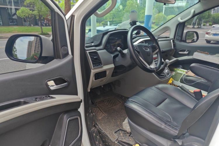 Used JAC Refine M4 2016 2.0L Manual Comfort Edition Driver Seat