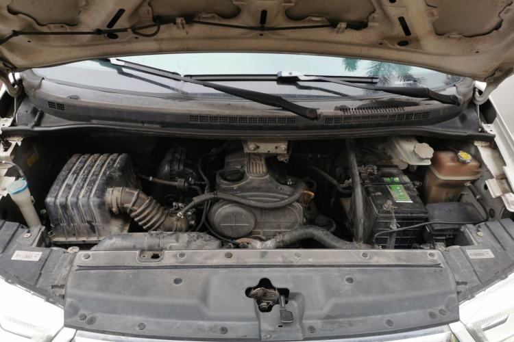 Used JAC Refine M4 2016 2.0L Manual Comfort Edition Engine Bay