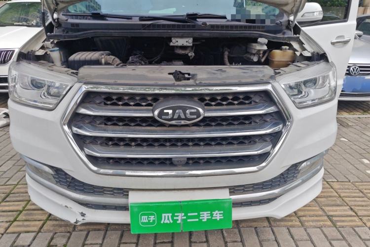 Used JAC Refine M4 2016 2.0L Manual Comfort Edition Engine Bay