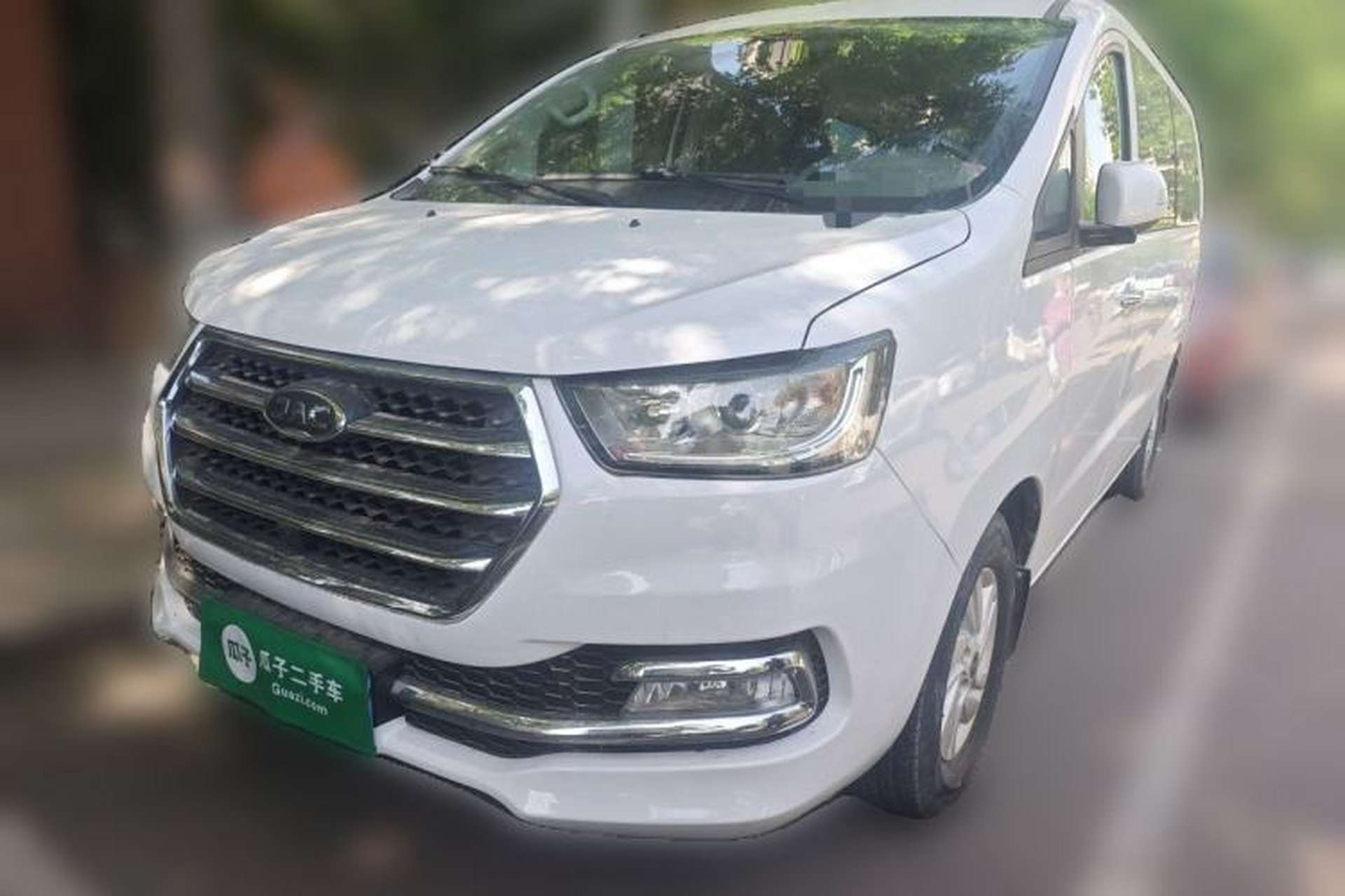 Used JAC Refine M4 2016 2.0L Manual Luxury Version Front Left 45 Deg