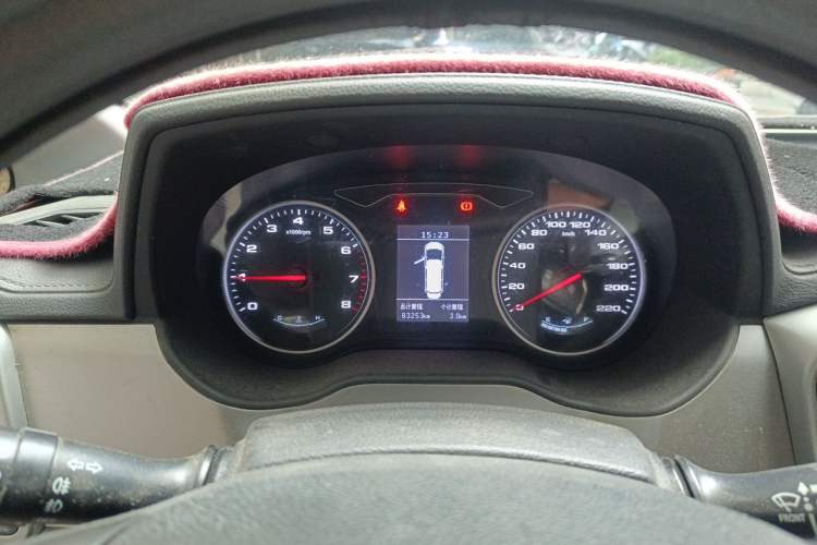 Used JAC Refine M4 2016 2.0L Manual Comfort Edition Instrument Cluster