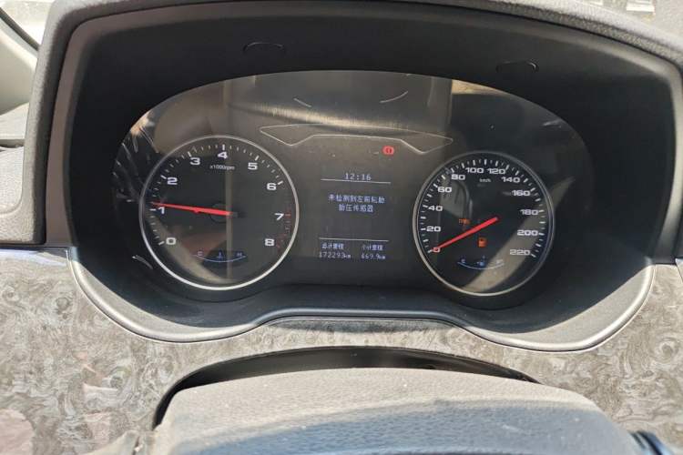 Used JAC Refine M4 2016 2.0L Manual Luxury Version Instrument Cluster