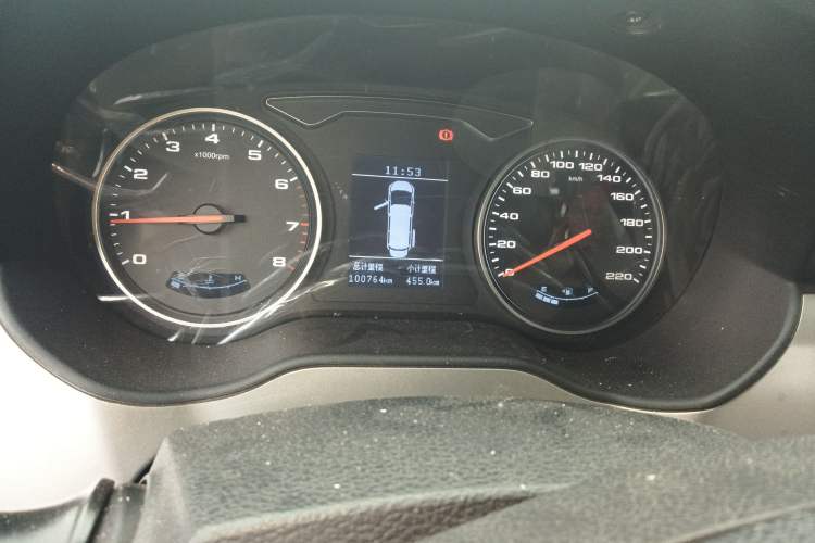 Used JAC Refine M4 2016 2.0L Manual Luxury Version Instrument Cluster