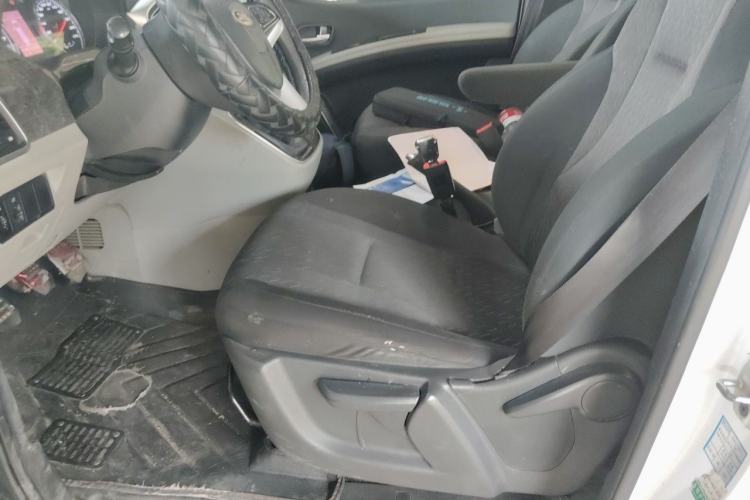 Used JAC Refine M4 2016 2.0L Manual Luxury Version Left Front Seat