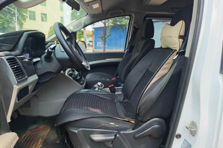 Used JAC Refine M4 2016 2.0L Manual Luxury Version Left Front Seat