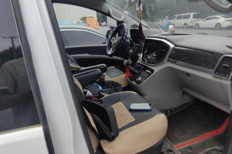 Used JAC Refine M4 2016 2.0L Manual Luxury Version Left Rear Seat