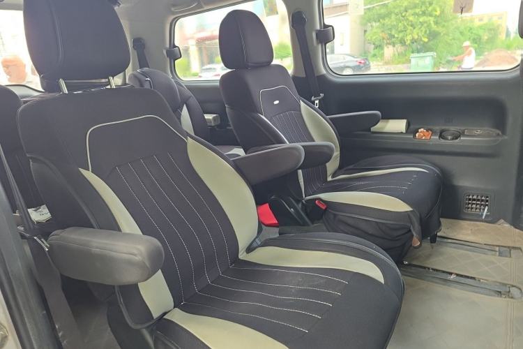 Used JAC Refine M4 2016 2.0L Manual Luxury Version Left Rear Seat