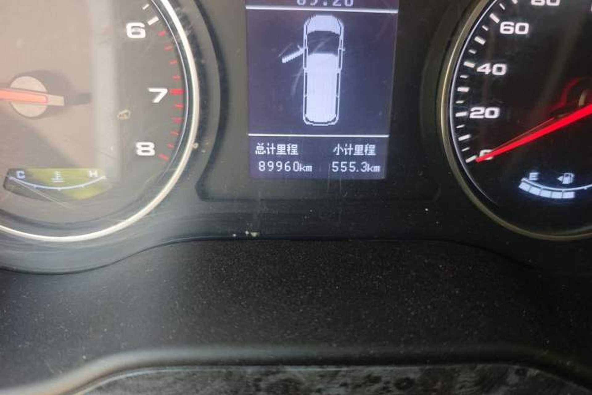 Used JAC Refine M4 2016 2.0L Manual Luxury Version Odometer Close Up