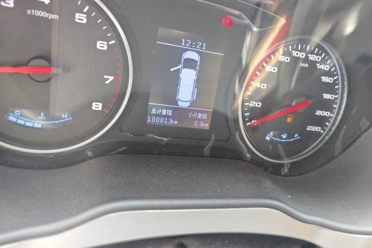 Used JAC Refine M4 2016 2.0L Manual Comfort Edition Odometer Close Up
