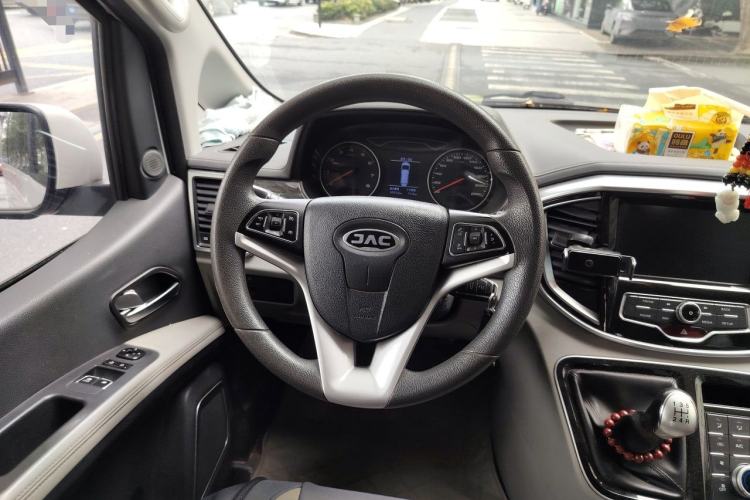 Used JAC Refine M4 2016 2.0L Manual Luxury Smart Version Steering Wheel