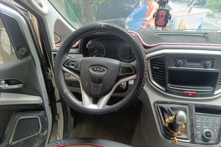 Used JAC Refine M4 2016 2.0L Manual Comfort Edition Steering Wheel