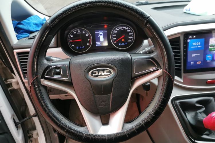Used JAC Refine M4 2016 2.0L Manual Comfort Edition Steering Wheel