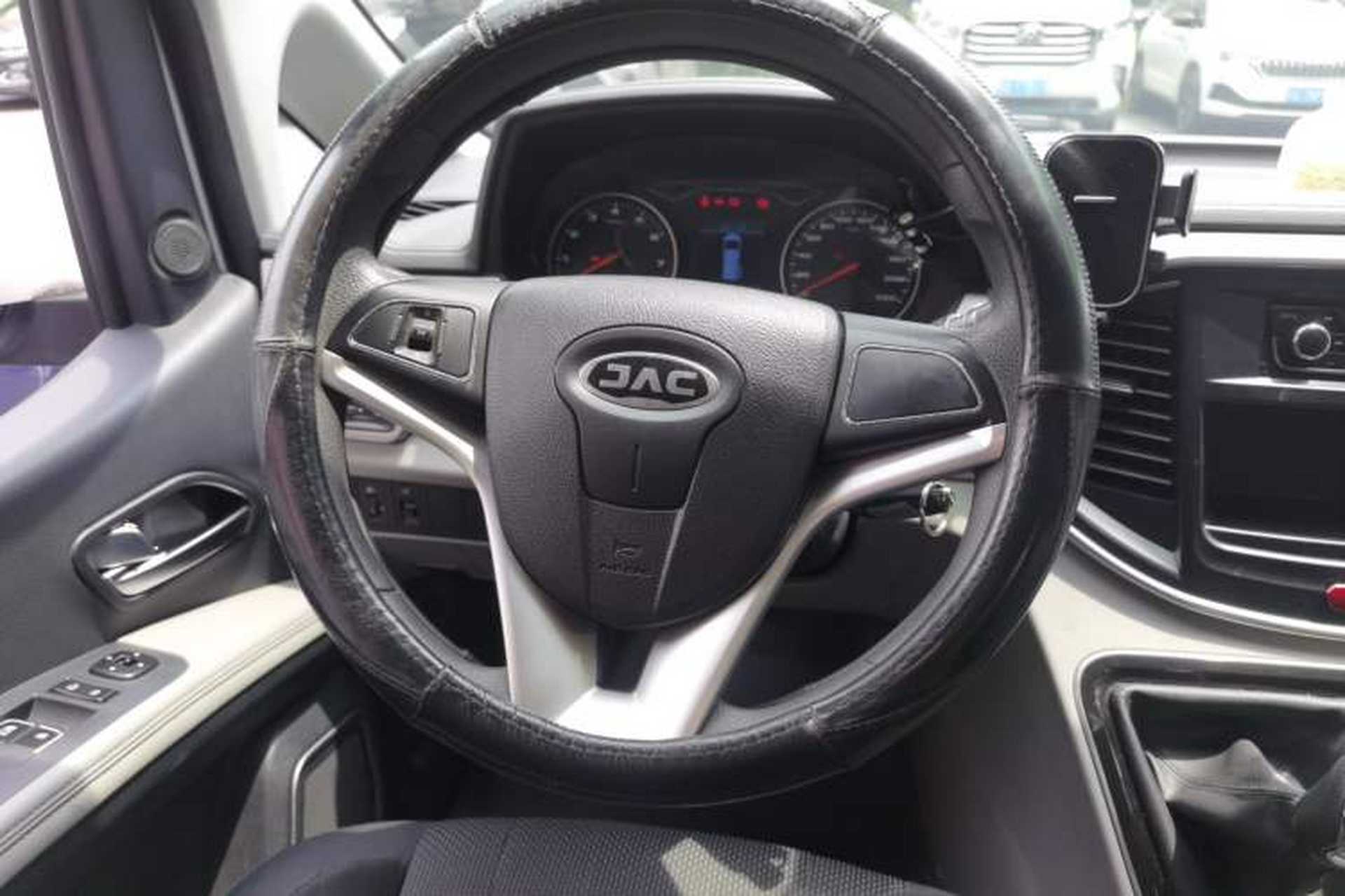 Used JAC Refine M4 2016 2.0L Manual Comfort Edition Steering Wheel