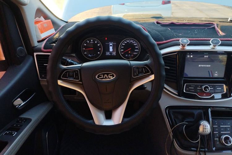 Used JAC Refine M4 2016 2.0L Manual Luxury Version Steering Wheel