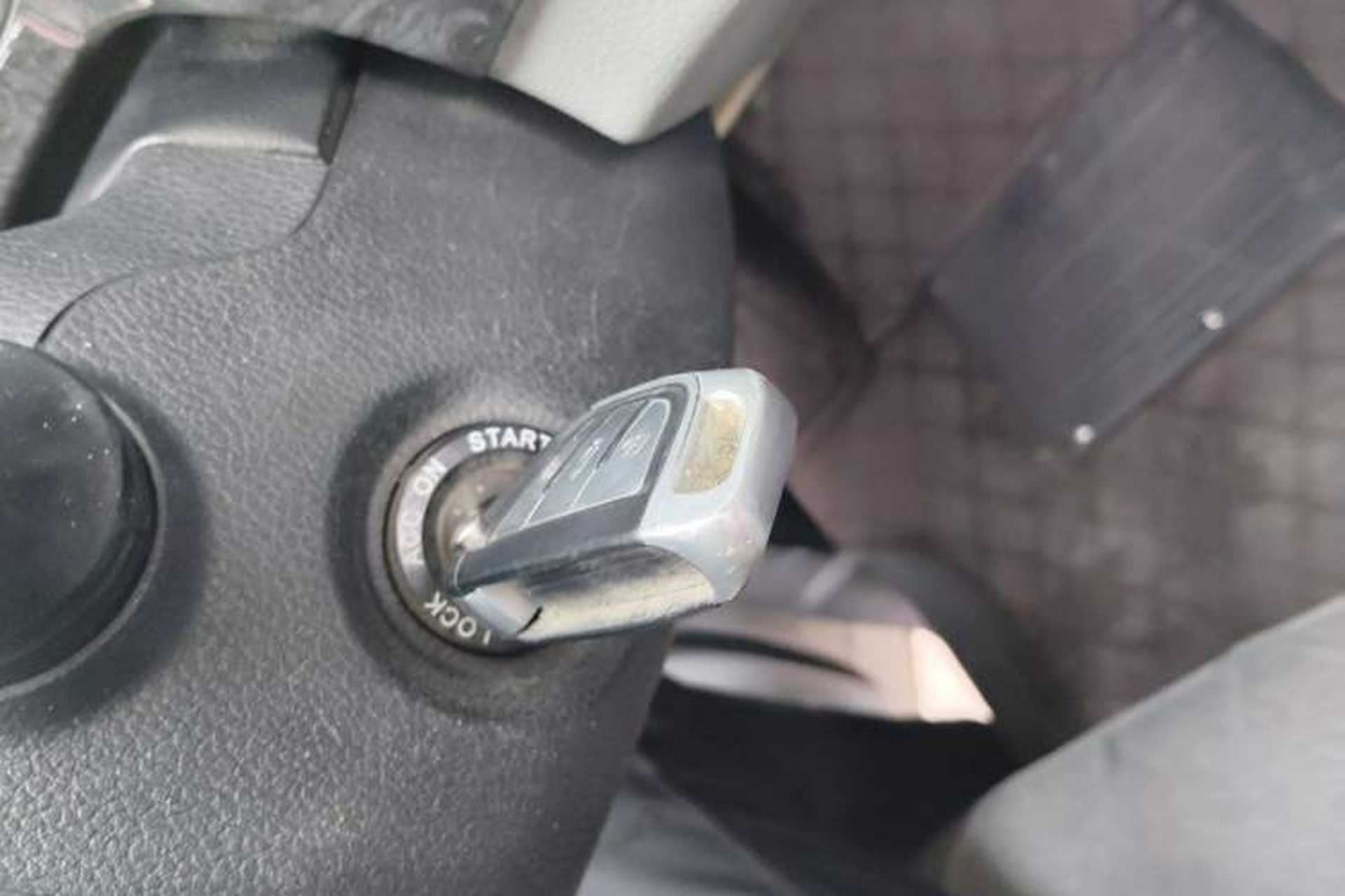 Used JAC Refine M4 2016 2.0L Manual Luxury Version Vehicle Key