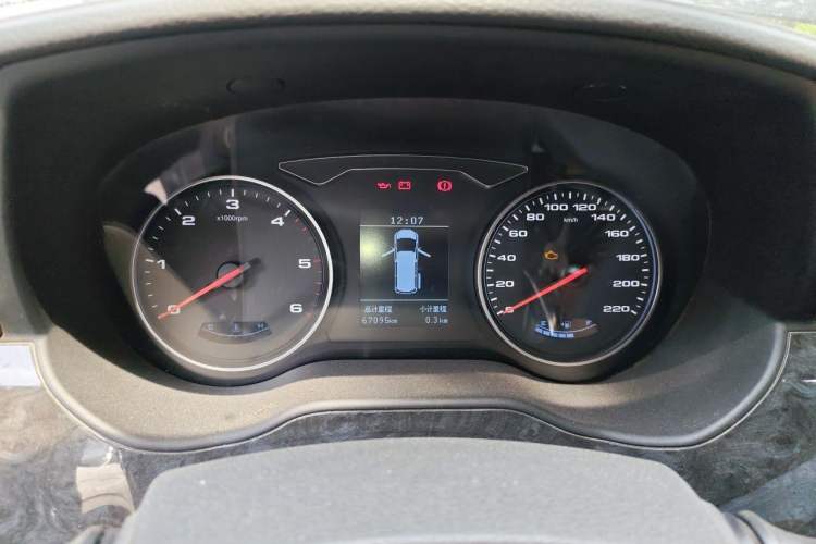 Used JAC Refine M4 2017 1.9T Diesel Manual Luxury Model Instrument Cluster