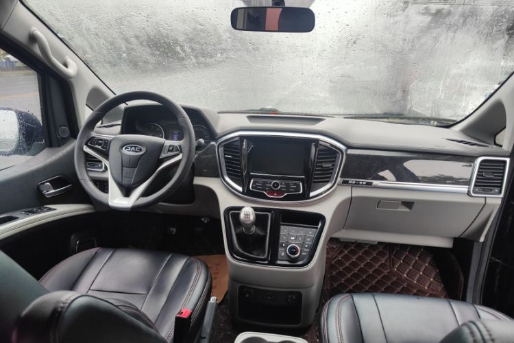 Used JAC Refine M4 2017 1.9T Diesel Manual Luxury Model Interior 5
