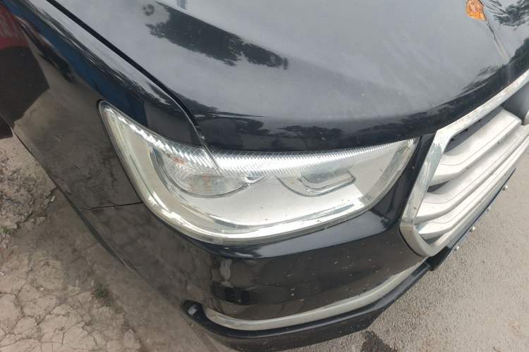Used JAC Refine M4 2017 2.0T Manual Comfort Version Right Front Headlight