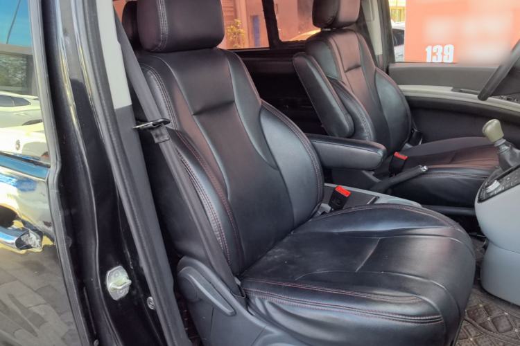 Used JAC Refine M4 2017 1.9T Diesel Manual Luxury Model Right Front Seat