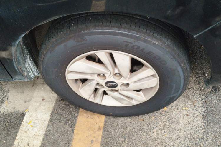 Used JAC Refine M4 2017 1.9T Diesel Manual Luxury Model Right Front Wheel Hub