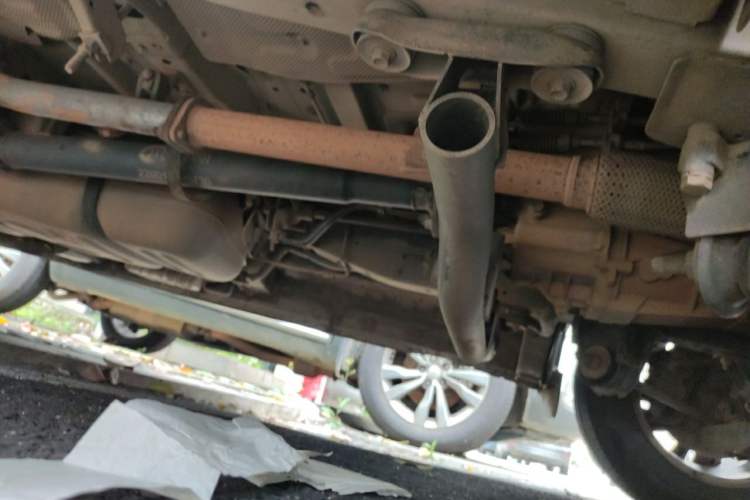 Used JAC Refine M4 2017 1.9T Diesel Manual Luxury Model Chassis Front Right